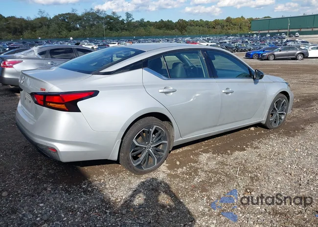 1N4BL4CV6SN344698: 43386851