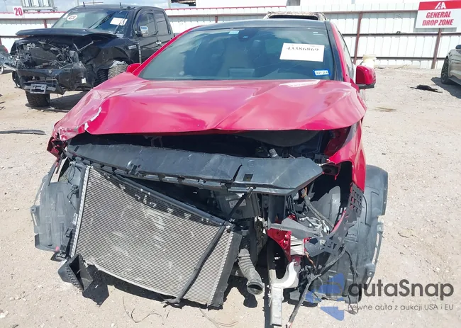 WDDSJ4EB6JN679810: 43386869