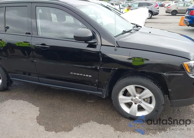 1C4NJCBA0HD147806: 43386943