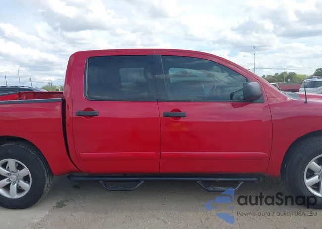 1N6BA0ED8CN307261: 43387042