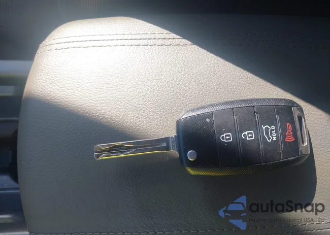 KNDPBCAC1E7641644: 43387073