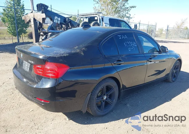 WBA3B5C55EF599622: 43386312