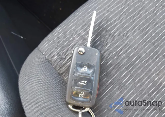 WVGAV7AX3CW584045: 43386347