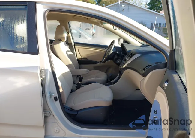 KMHCT4AE2FU934339: 43386382