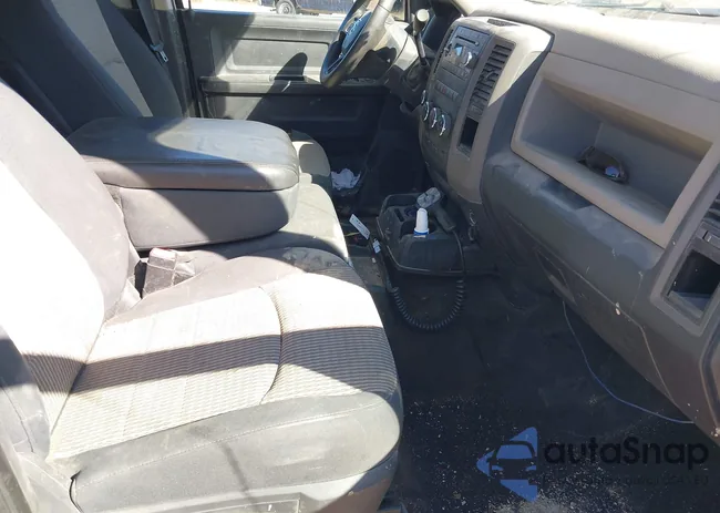 3C7WD5HT1CG318948: 43386406