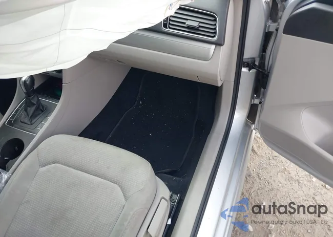 1VWAS7A31GC042179: 43386478