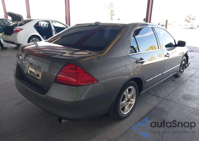 1HGCM56806A084725: 43386565