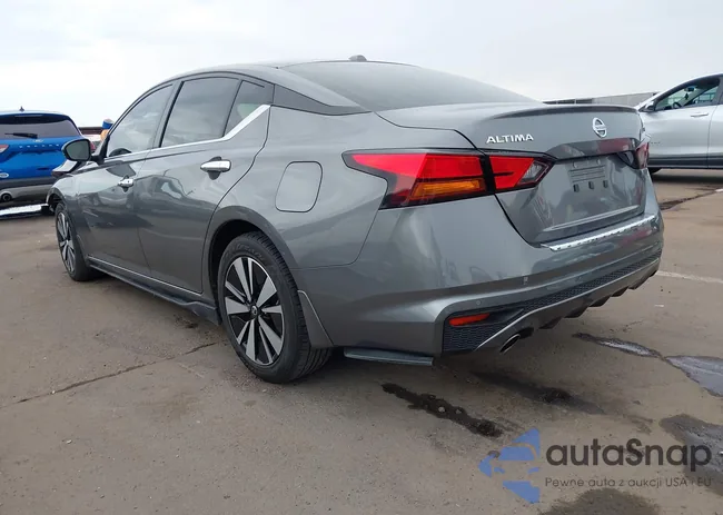 1N4BL4DV4NN344198: 43387776