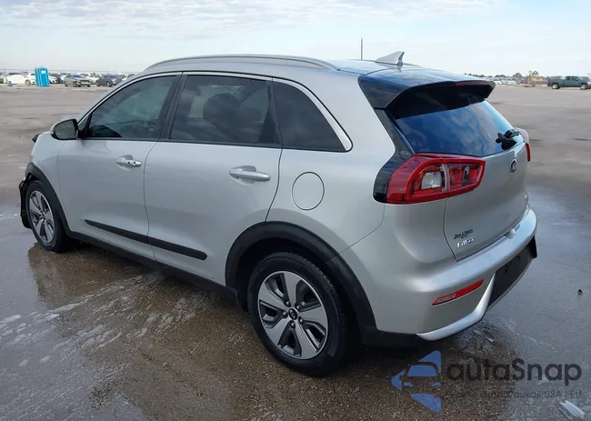 KNDCC3LC9K5219640: 43387781