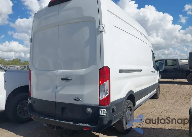 1FTYR2XM2KKA70183: 43387992