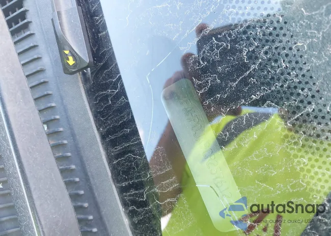 3FAHP0JA9CR257612: 43388045