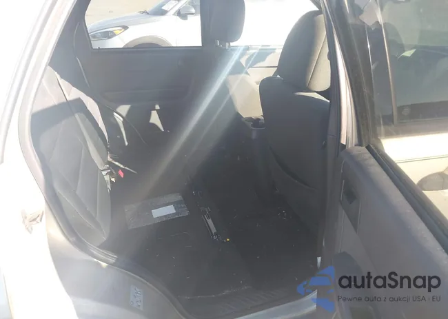 1FMCU0DG7BKA31127: 43387340