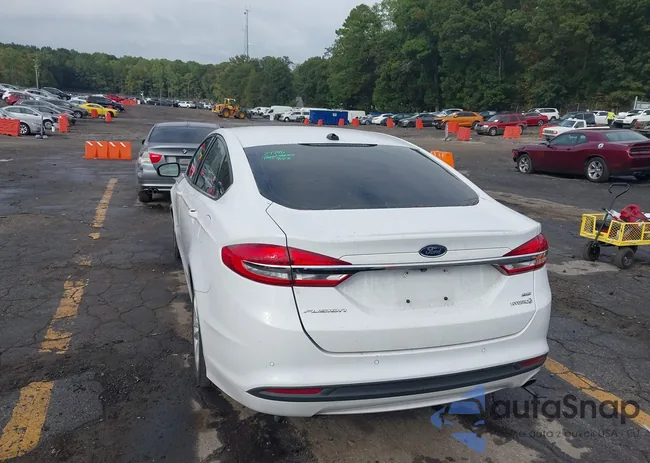 3FA6P0LU3JR261134: 43387479