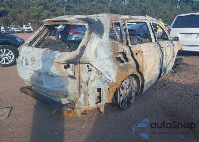 3VV3B7AX0LM029724: 43387546