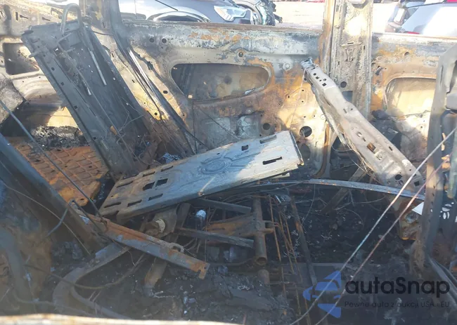 3VV3B7AX0LM029724: 43387546