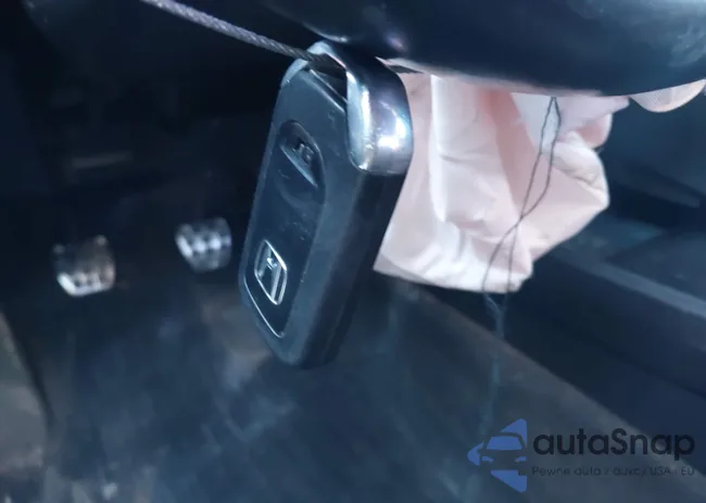 2HGFC3A5XJH756088: 43387562