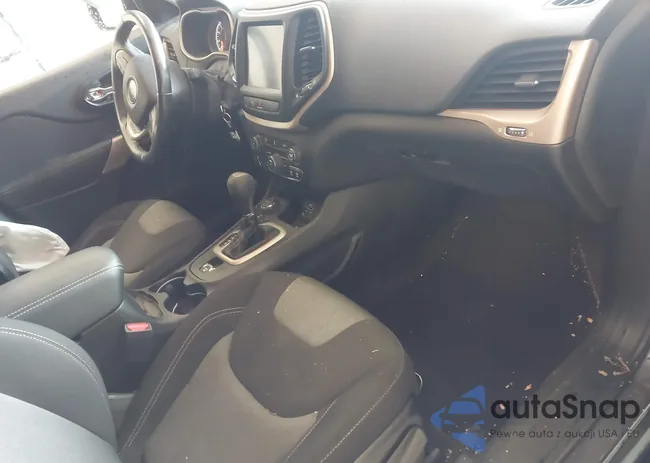 1C4PJMCB7JD587095: 43388678