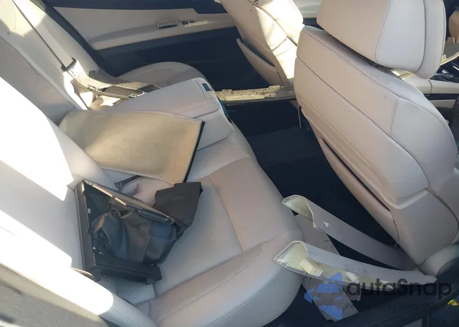 WBAKB83559CY59943: 43388815