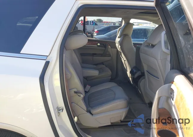 5GAKVDED6CJ390874: 43388898