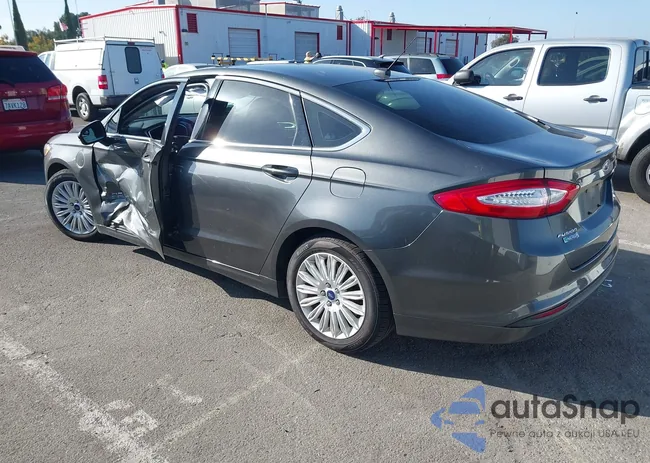 3FA6P0PU2FR128706: 43388901