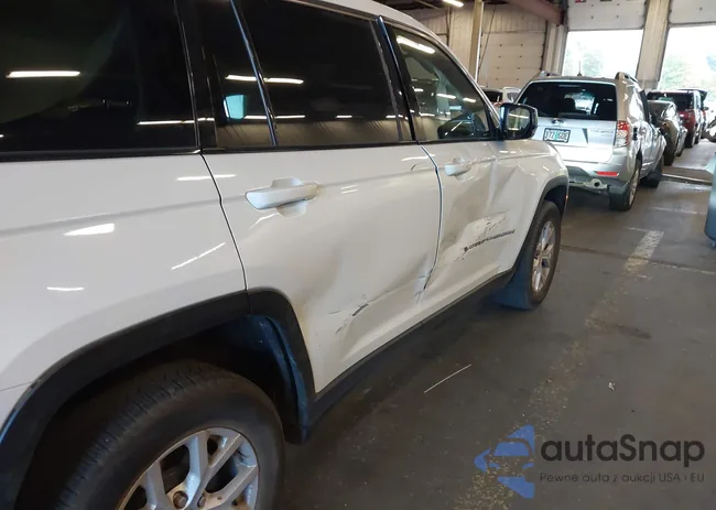 1C4RJKBG7N8619908: 43389179