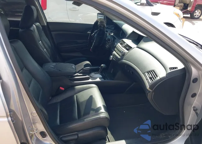 1HGCP2F65CA189955: 43389221