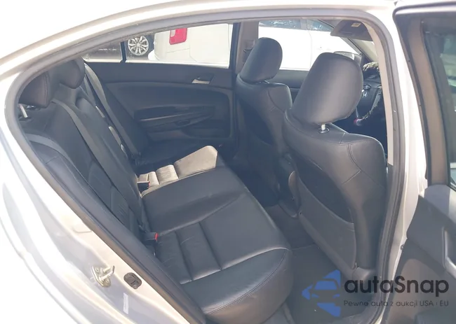 1HGCP2F65CA189955: 43389221