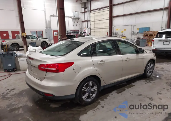 1FADP3FEXHL274422: 43389235