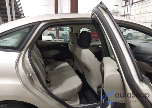 1FADP3FEXHL274422: 43389235