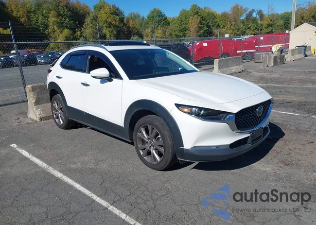 3MVDMBDMXMM220715: 43388285