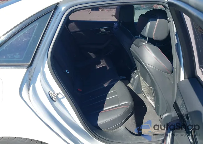 WAUENAF48JA215609: 43388399