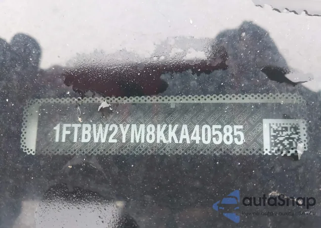 1FTBW2YM8KKA40585: 43388481