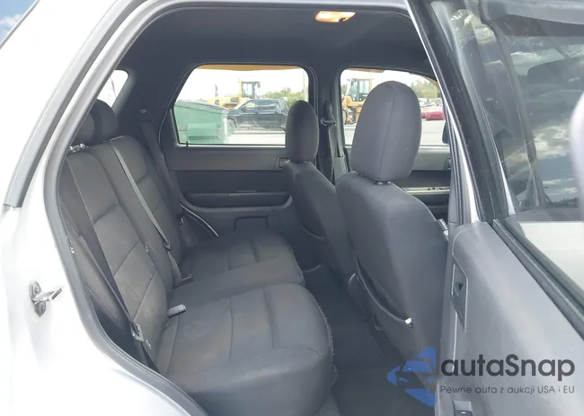 1FMCU03G49KB54508: 43388539