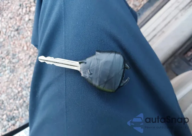 4T1BF3EK9AU509965: 43388607