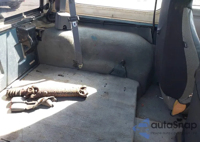 1J4FY29P7VP538704: 43389669