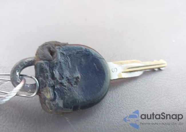 4F4YR46E82TM04451: 43389867