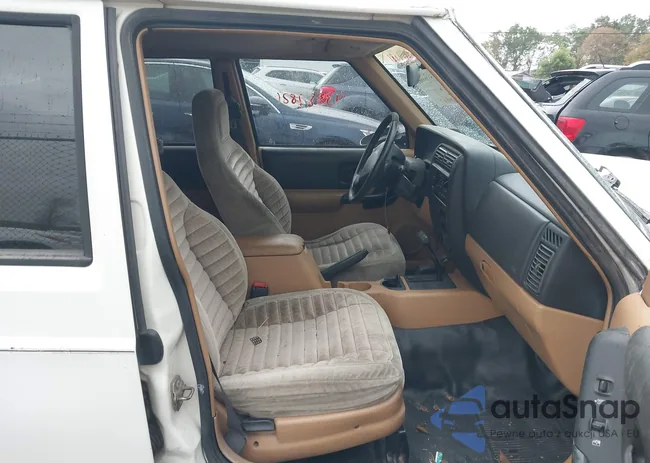 1J4FJ68S8VL559375: 43389881