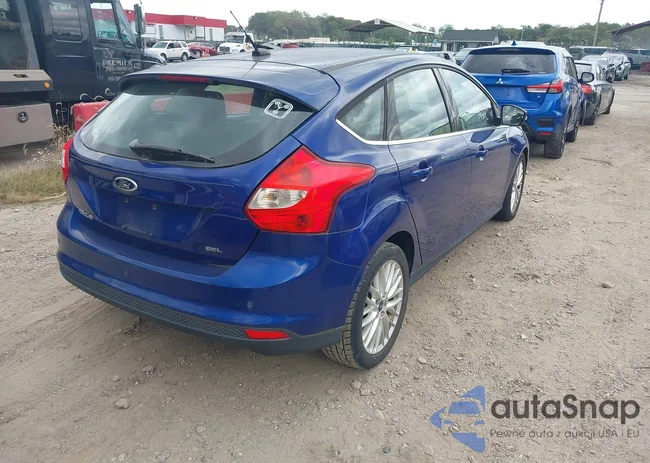 1FAHP3M27CL473575: 43389887