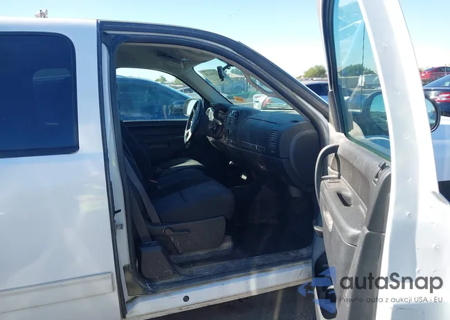 1GCRKSE02CZ228443: 43390116