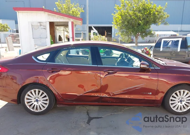 3FA6P0LU9FR229439: 43390204