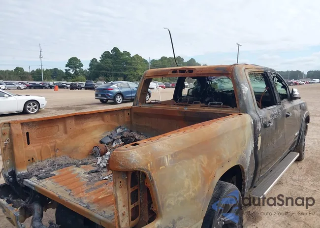 1C6SRFJT1LN227741: 43389406