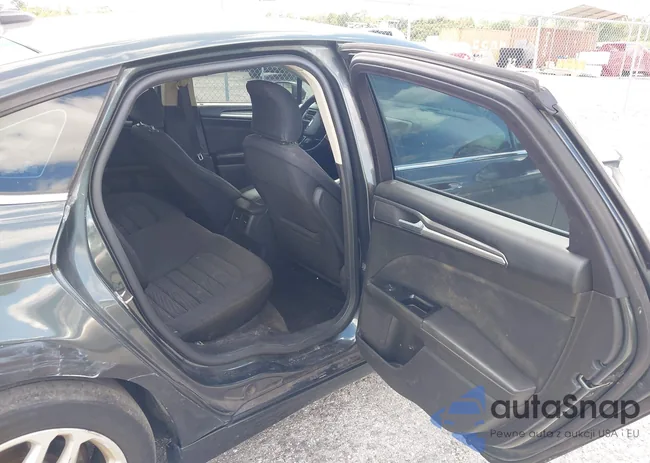 3FA6P0H76GR200064: 43389496