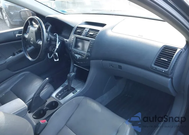 1HGCM66806A025342: 43390669