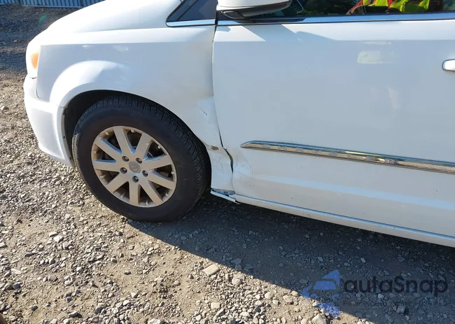 2C4RC1BGXER247084: 43390747