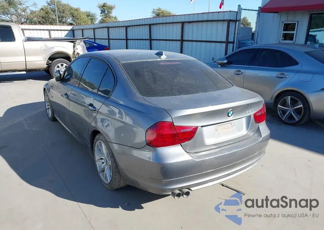 WBAPH7C56BE678813: 43390836