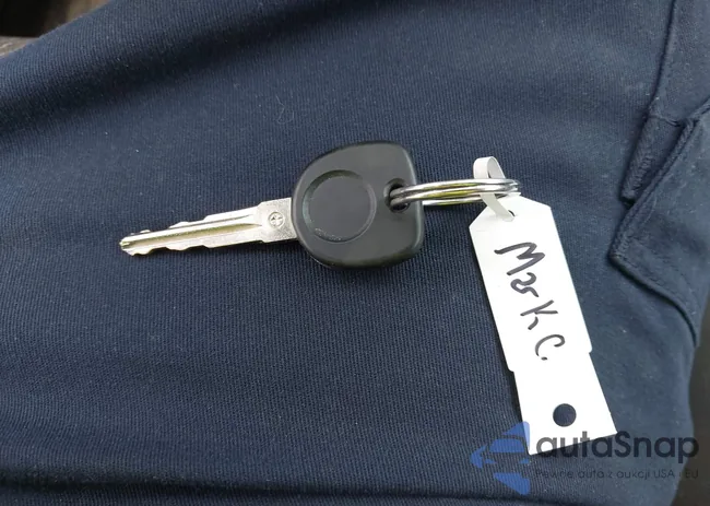 1G8ZV57777F296080: 43390909