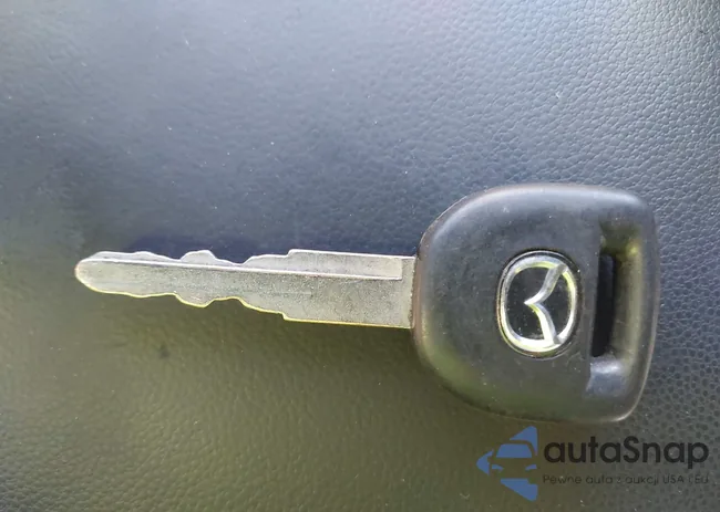 JM1BK32F081165493: 43390926