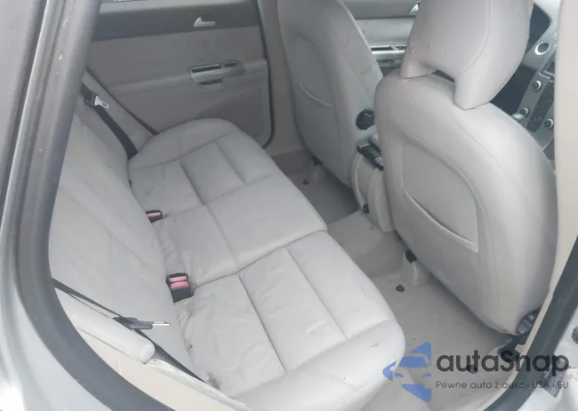 YV1MW382182407052: 43390989