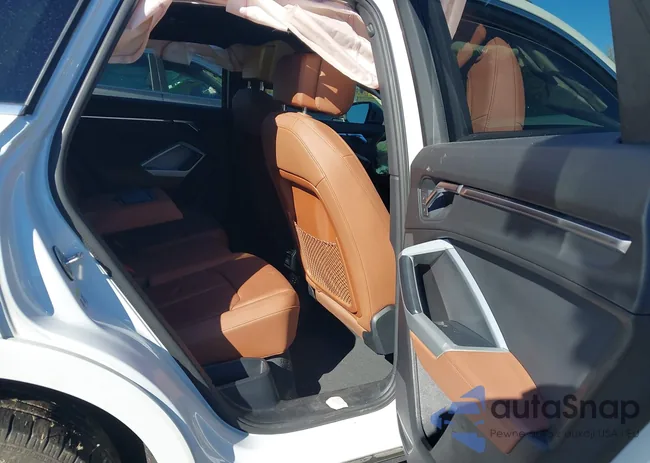 WA1DECF33M1004334: 43391172