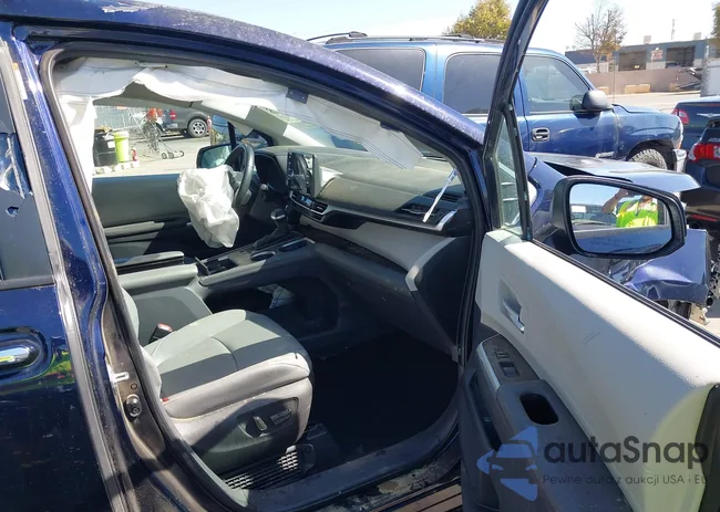 5TDYRKEC3PS171596: 43390265